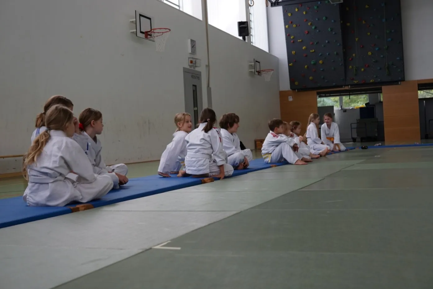 Die anderen warten schon darauf, auch kämpfen zu dürfen